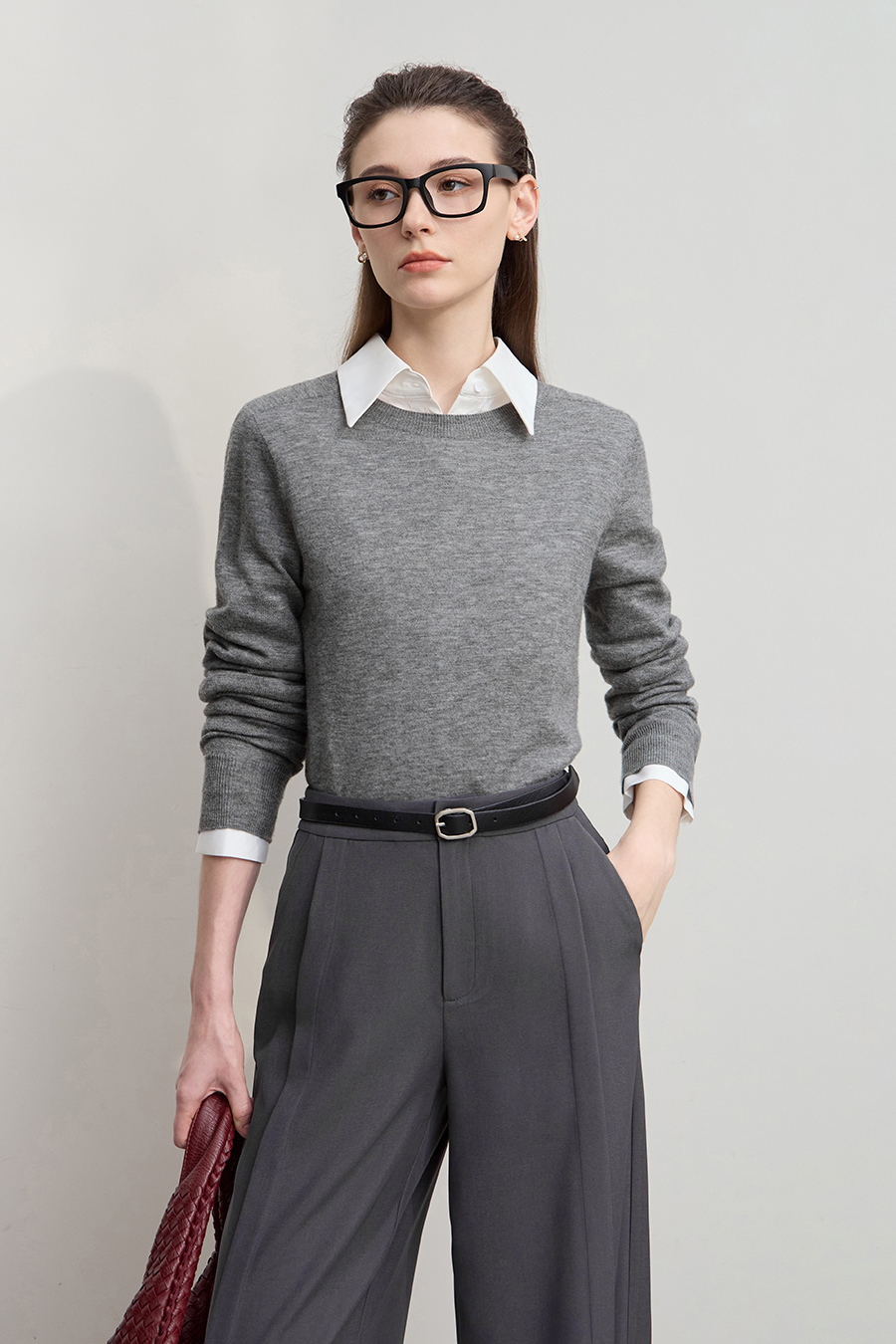 Crew Neck Seamless Wool Sweater|AMII-AMII.com