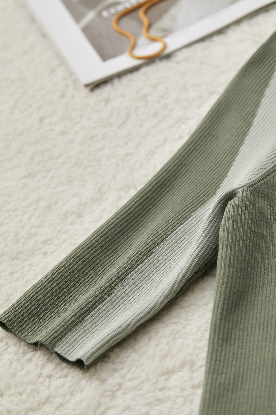 Mock Neck Color - block Knitted Top|AMII-AMII.com