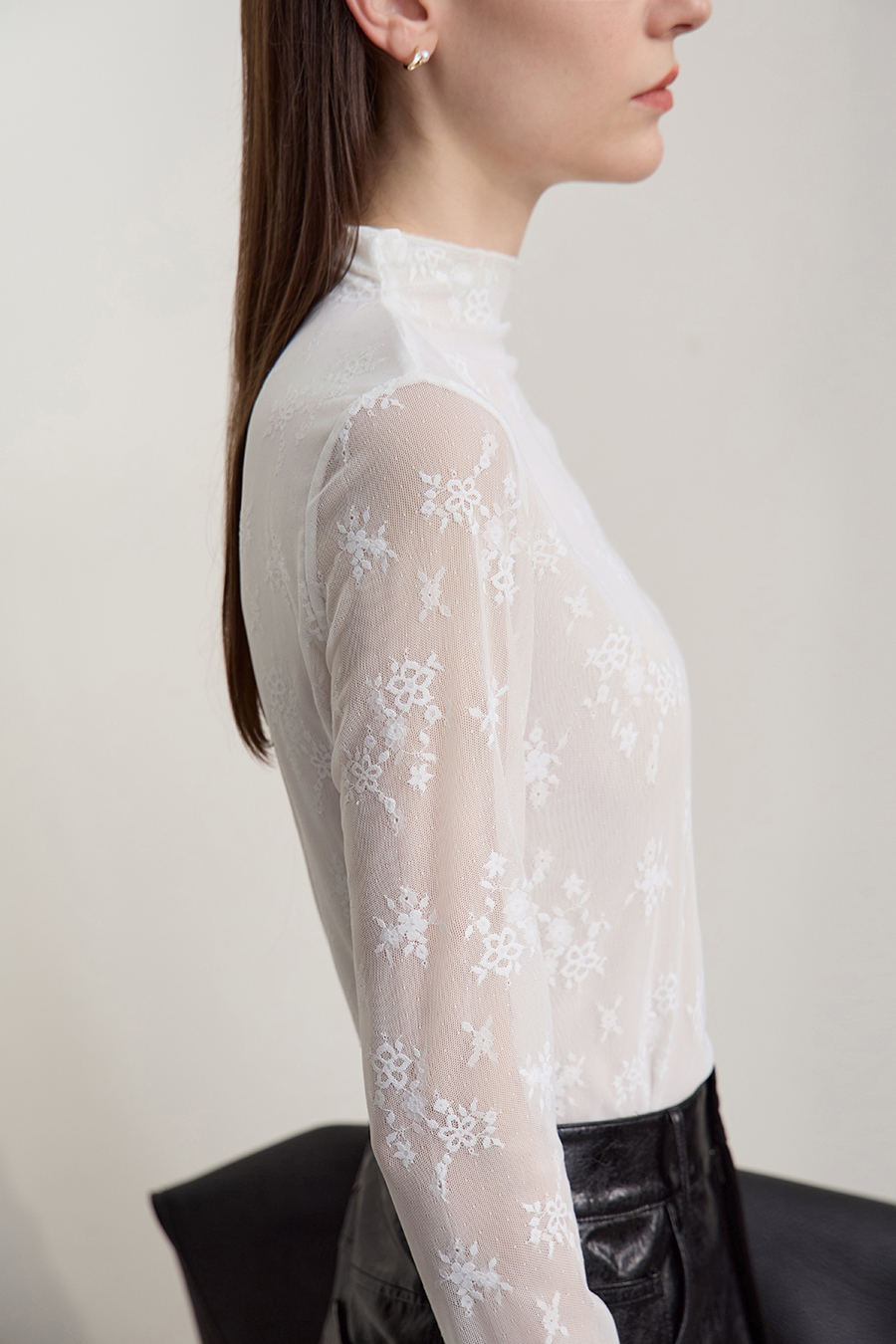 Half - Neck Lace Undershirt|AMII-AMII.com
