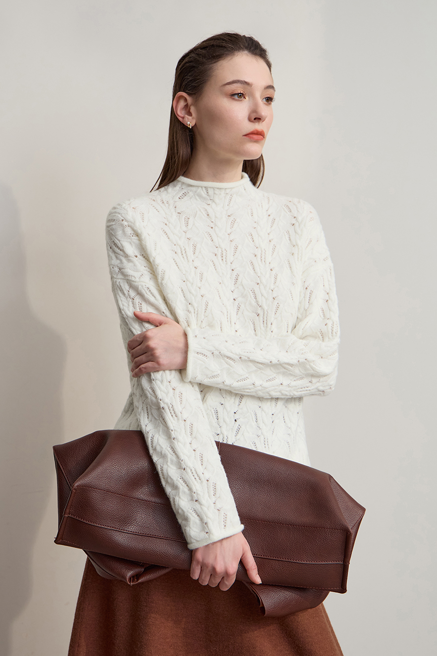 Mid-Length Turtleneck Cable Knit Sweater|AMII-AMII.com