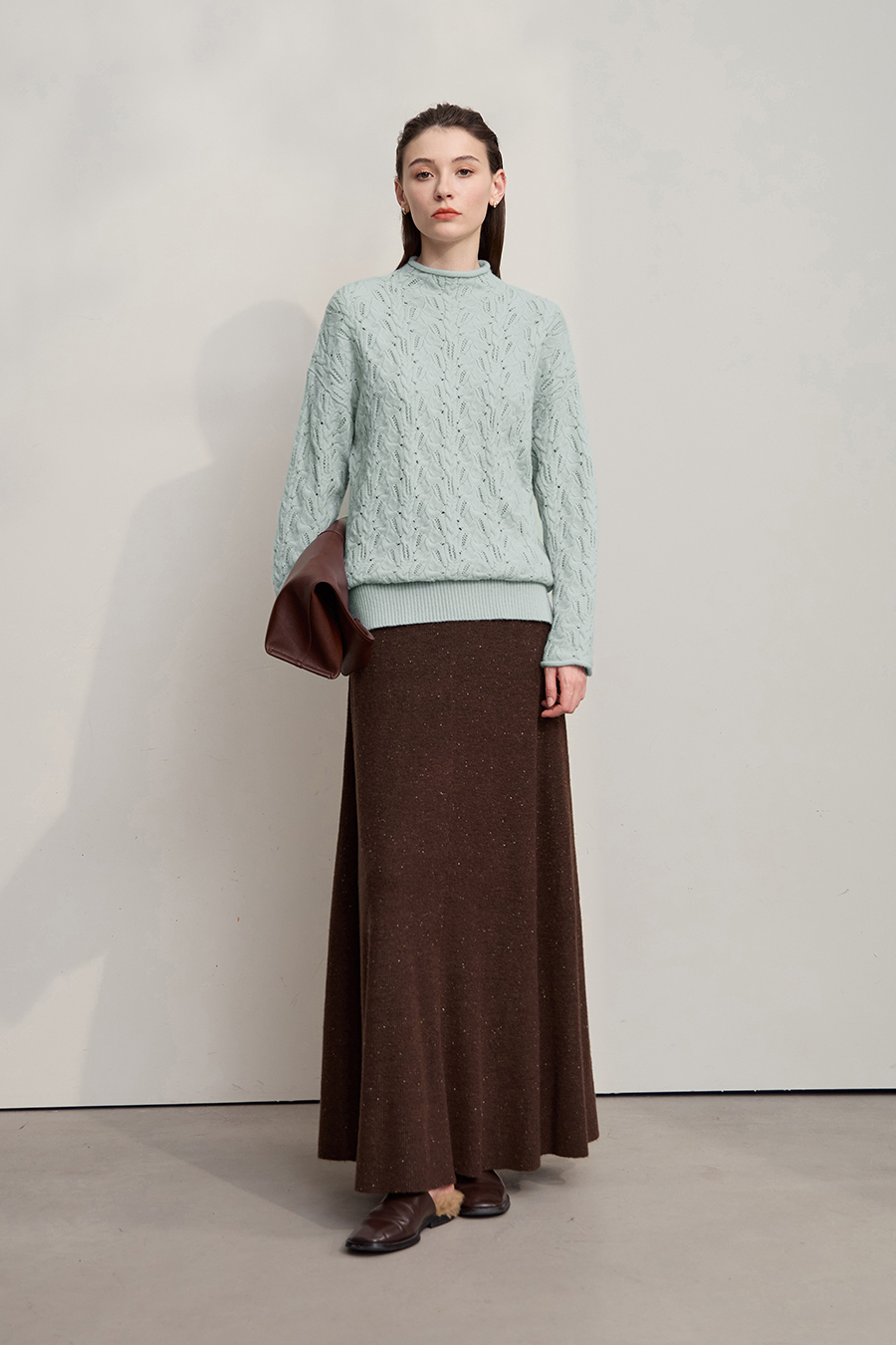 Mid-Length Turtleneck Cable Knit Sweater|AMII-AMII.com