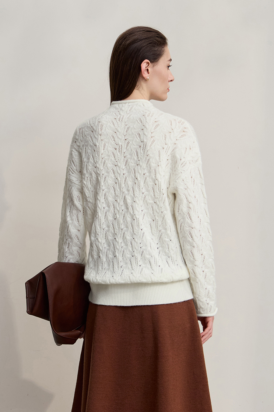 Mid-Length Turtleneck Cable Knit Sweater|AMII-AMII.com