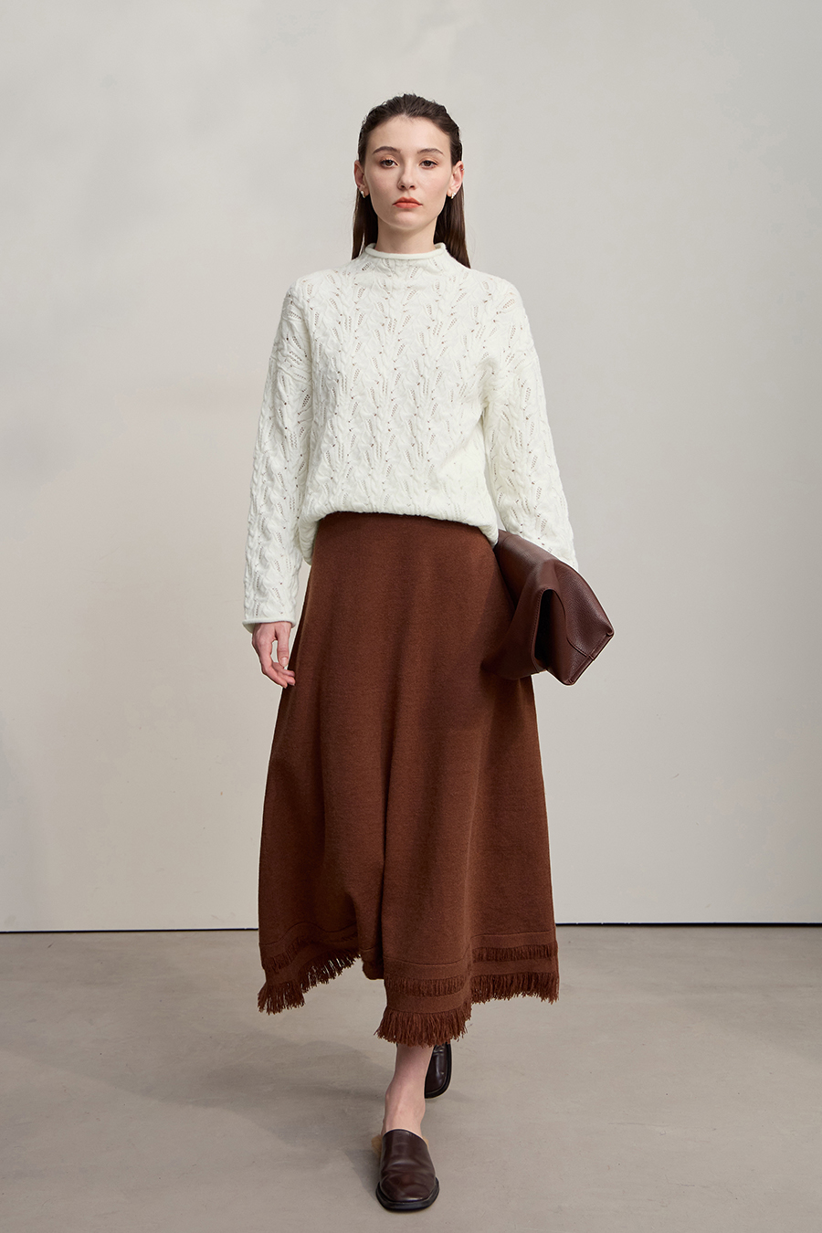 Mid-Length Turtleneck Cable Knit Sweater|AMII-AMII.com