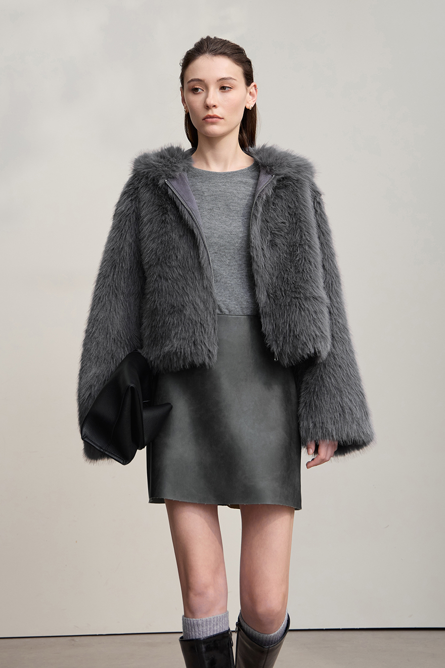 Luxury Warm Hooded Short Fur Coat|AMII-AMII.com