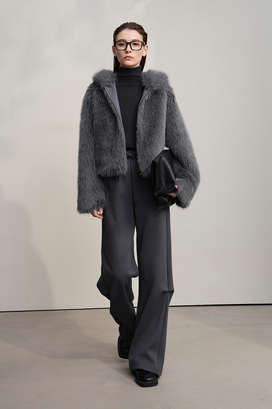 Luxury Warm Hooded Short Fur Coat|AMII-AMII.com