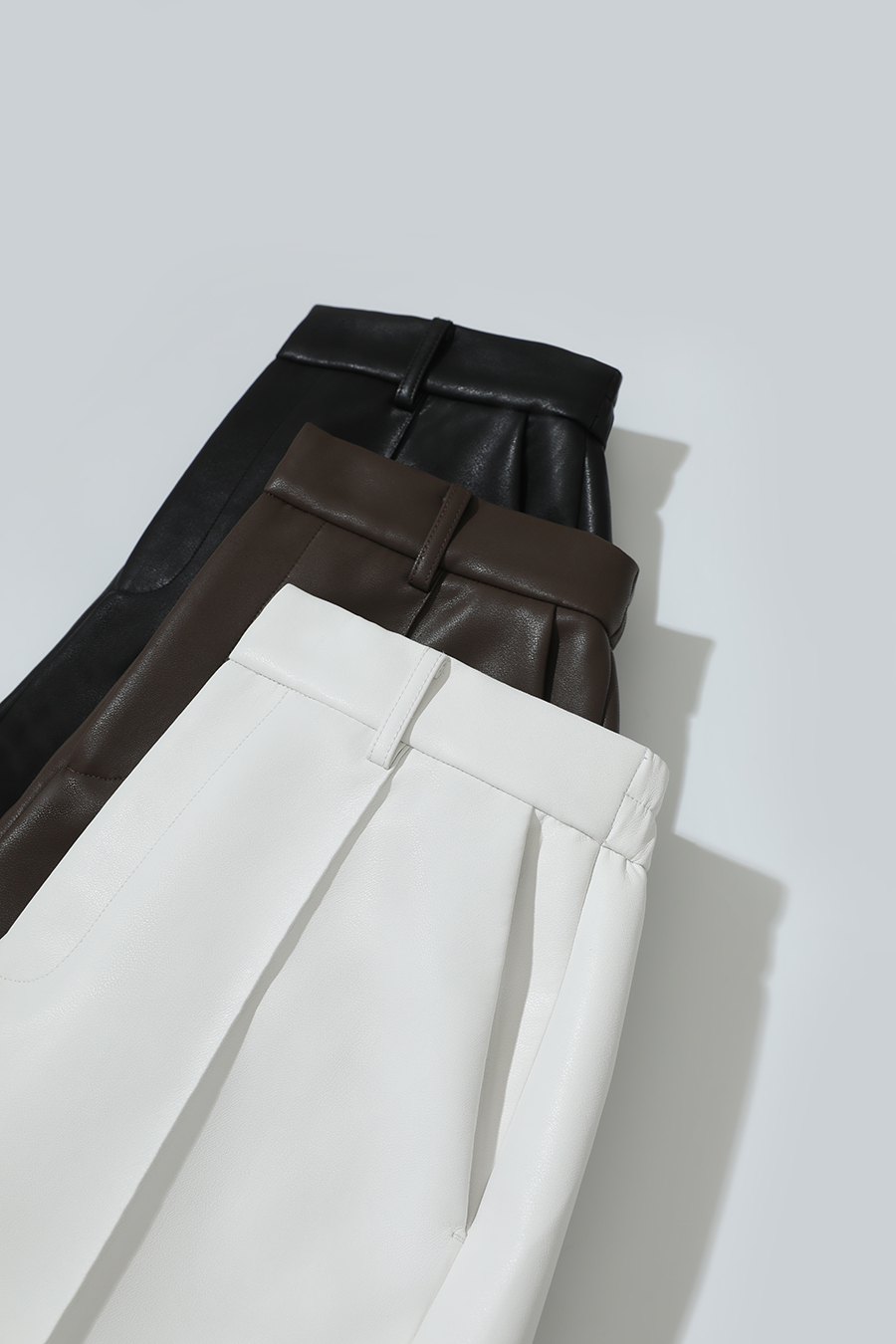 Casual Versatile Leather Shorts|AMII-AMII.com