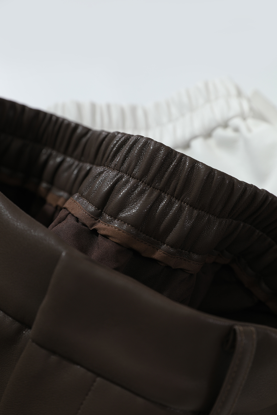 Casual Versatile Leather Shorts|AMII-AMII.com