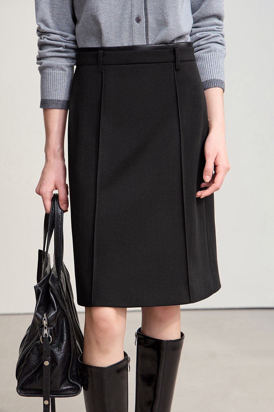 Fitted Mid - Length Skirt|AMII-AMII.com