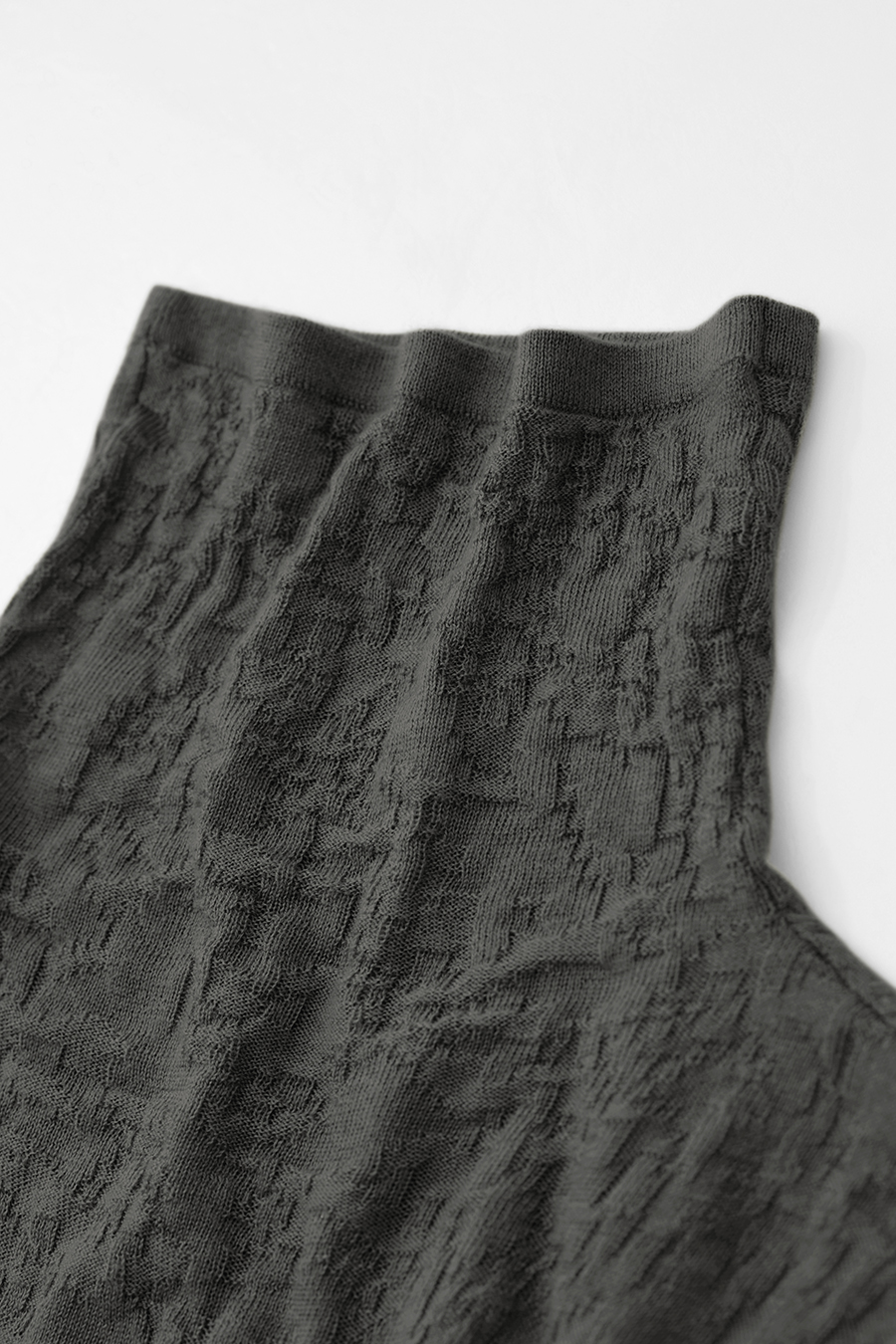 Slouchy High Neck Slim Sweater|AMII-AMII.com