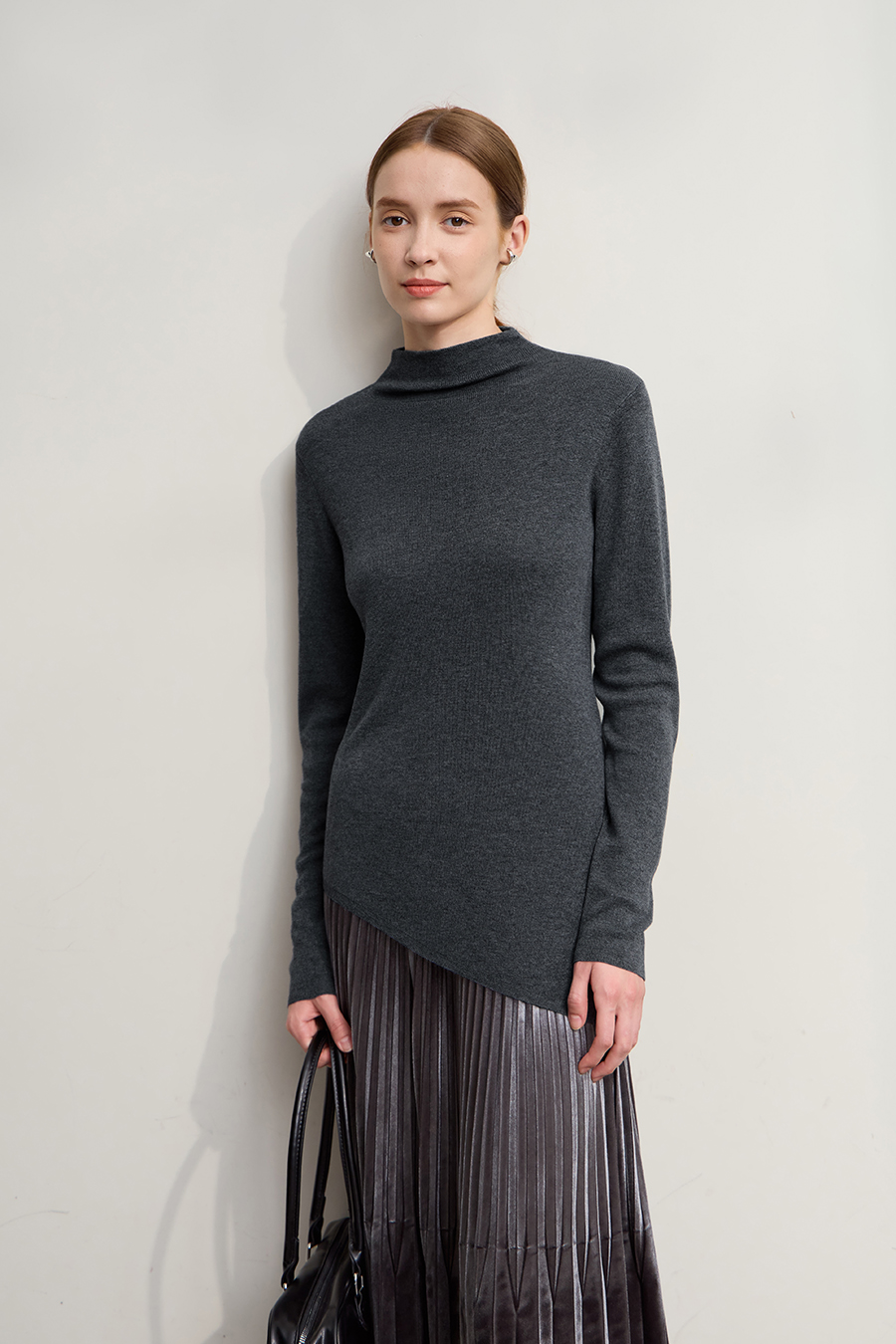 Turtleneck Asymmetric Hem Sweater|AMII-AMII.com