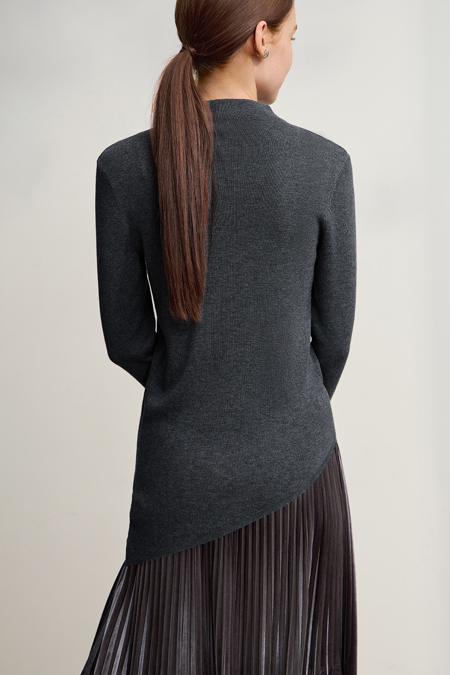 Turtleneck Asymmetric Hem Sweater|AMII-AMII.com