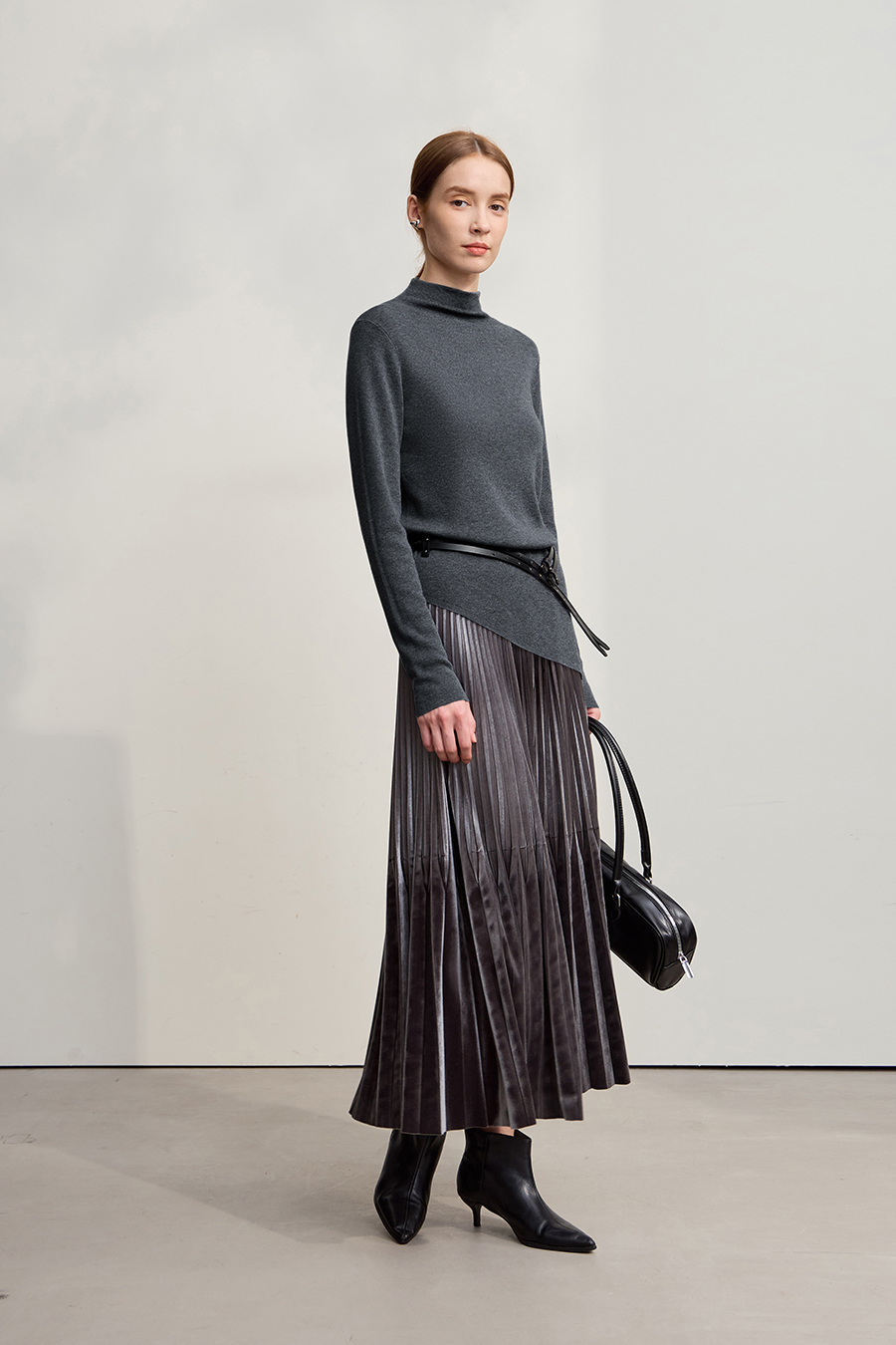 Turtleneck Asymmetric Hem Sweater|AMII-AMII.com