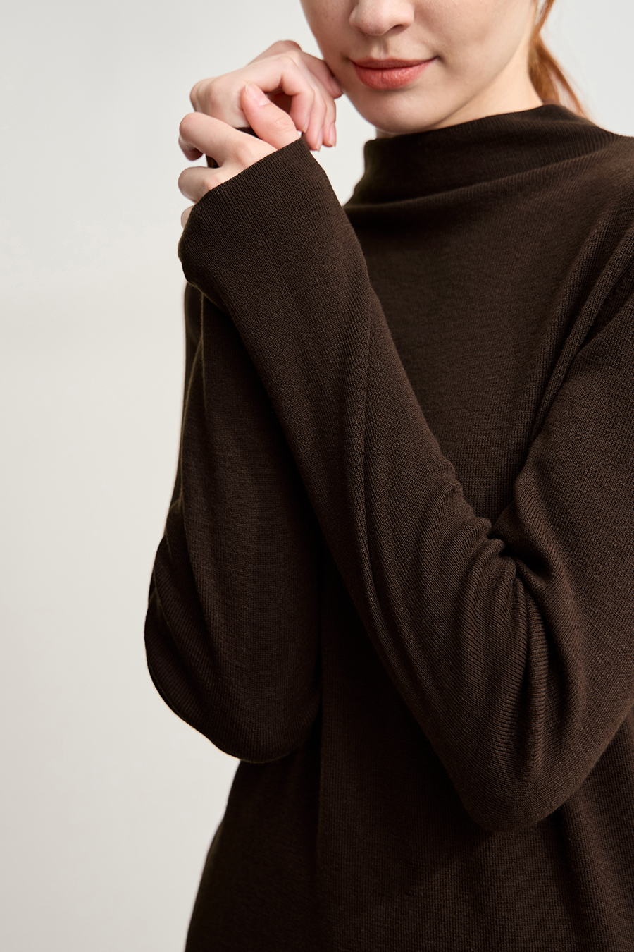Turtleneck Asymmetric Hem Sweater|AMII-AMII.com
