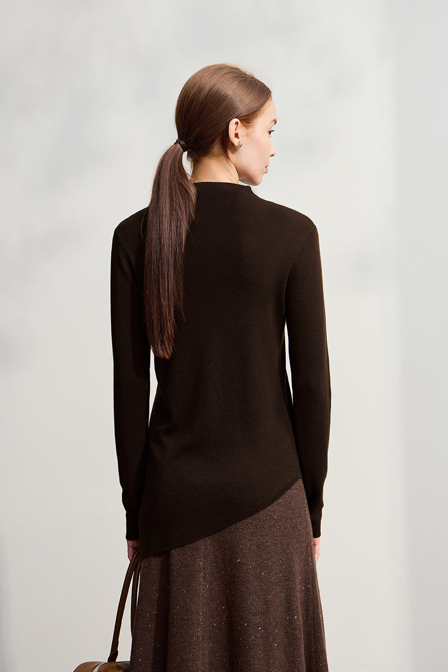 Turtleneck Asymmetric Hem Sweater|AMII-AMII.com