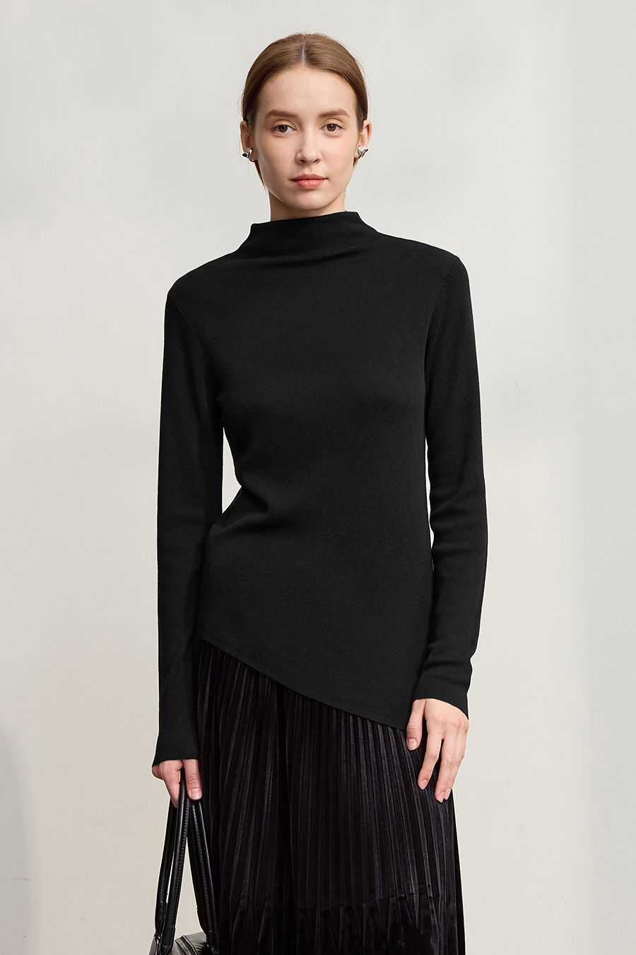 Turtleneck Asymmetric Hem Sweater|AMII-AMII.com