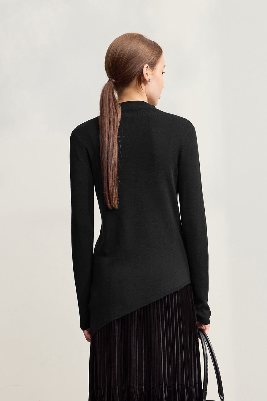 Turtleneck Asymmetric Hem Sweater|AMII-AMII.com
