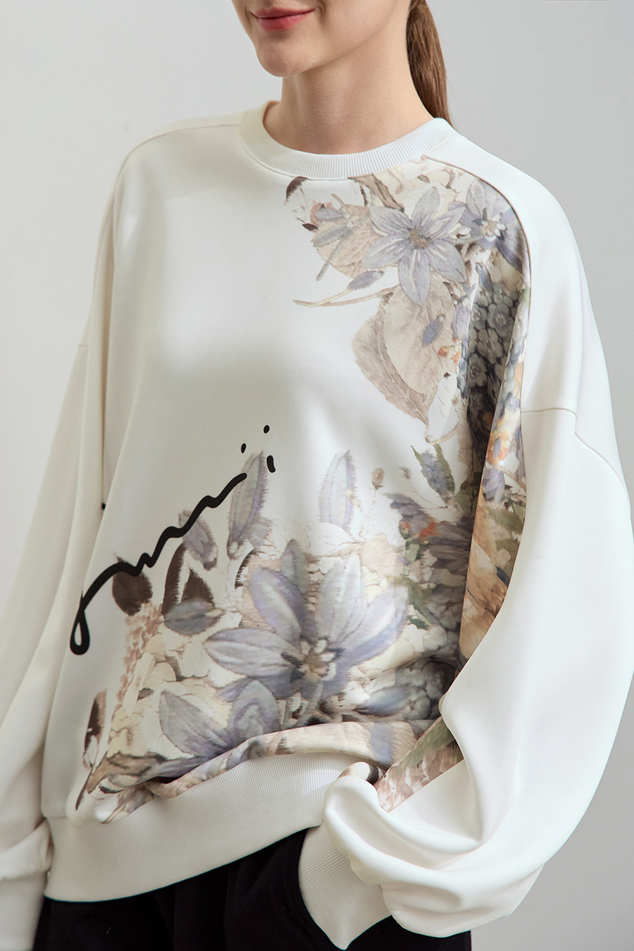 Floral Letter Printed Sweatshirt
