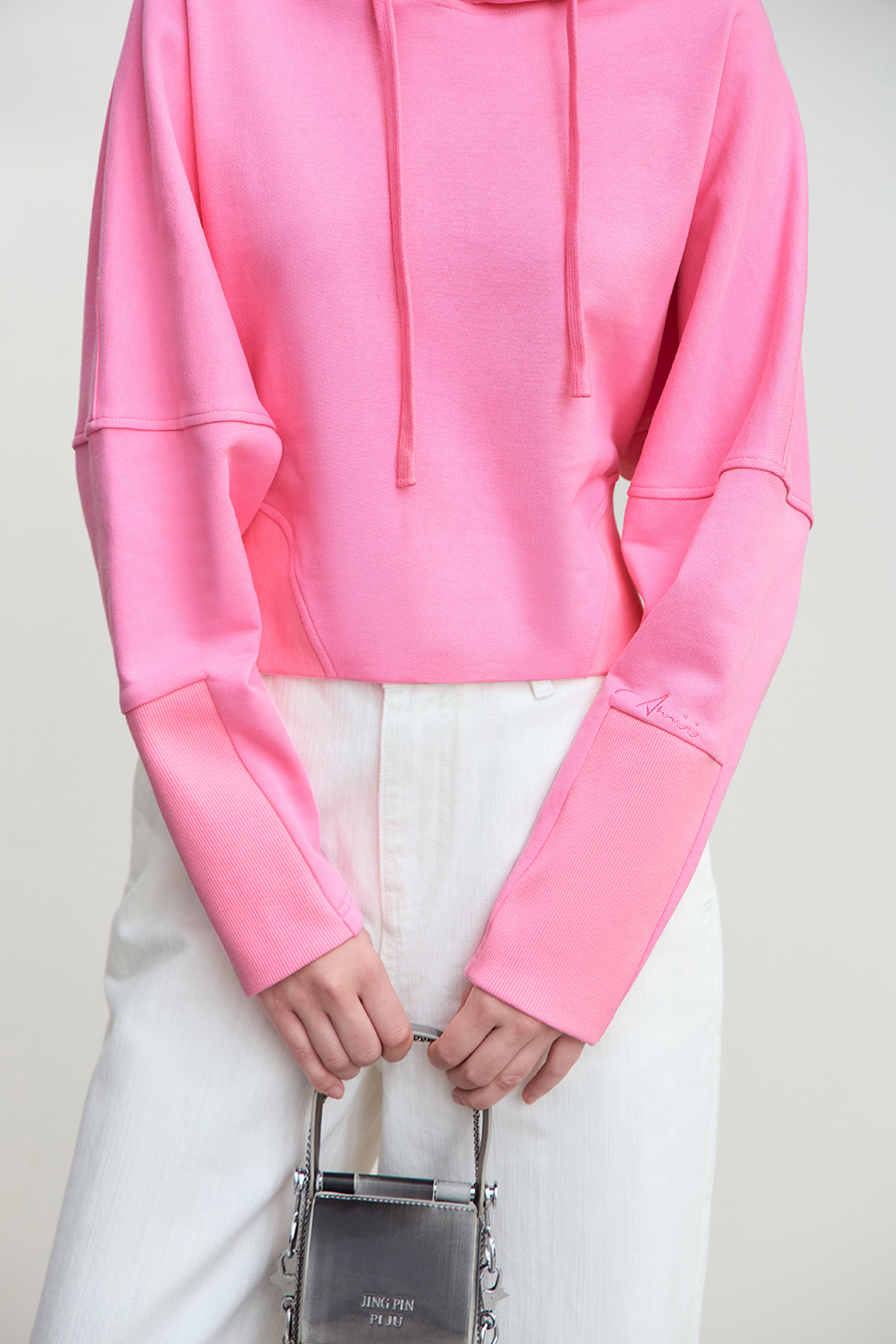 Hooded Embroidered Short Hoodie|AMII-AMII.com