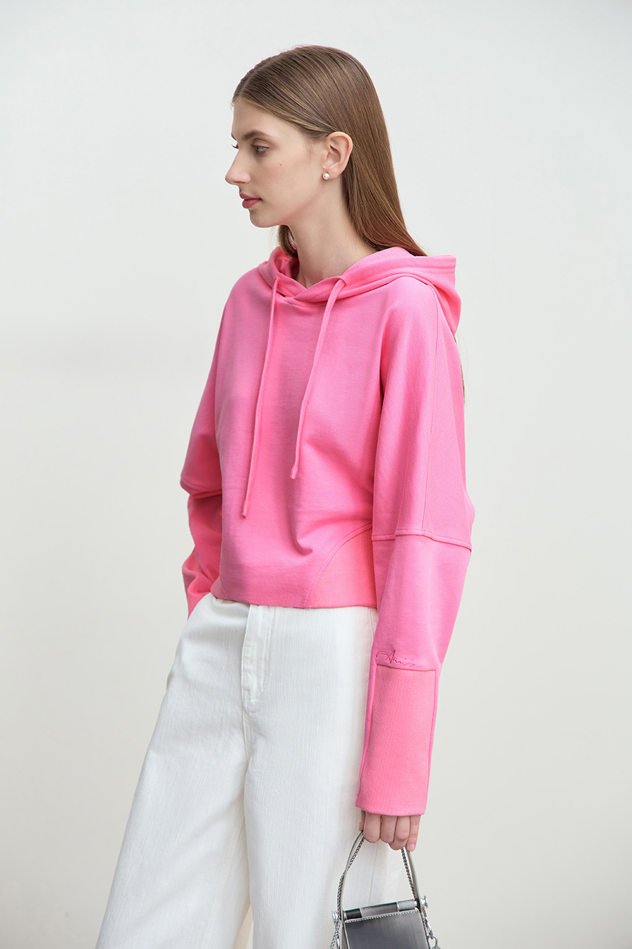 Hooded Embroidered Short Hoodie|AMII-AMII.com