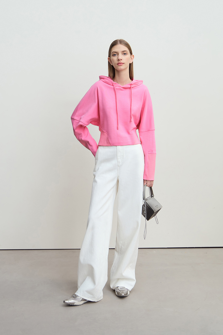 Hooded Embroidered Short Hoodie|AMII-AMII.com