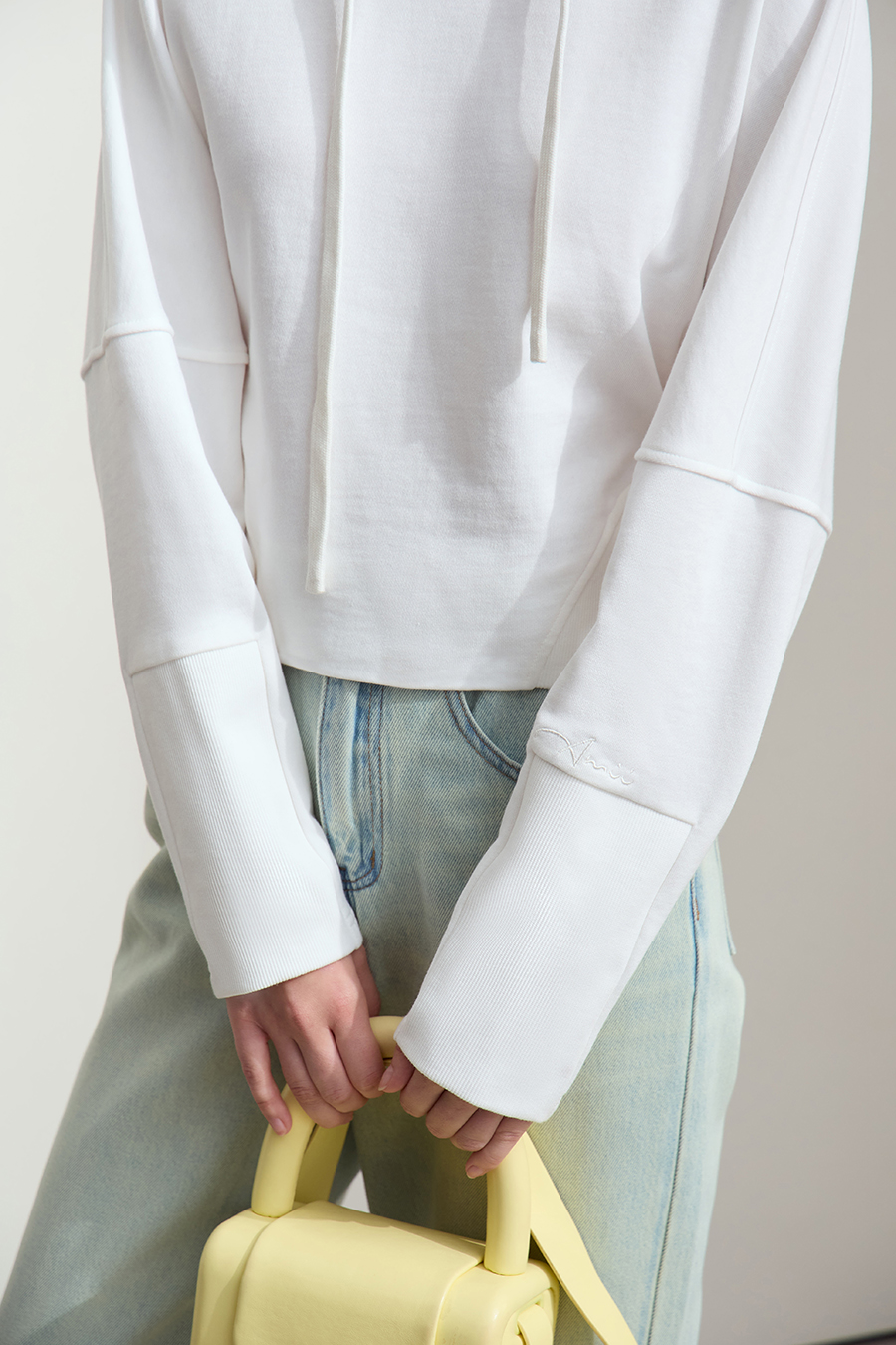 Hooded Embroidered Short Hoodie|AMII-AMII.com