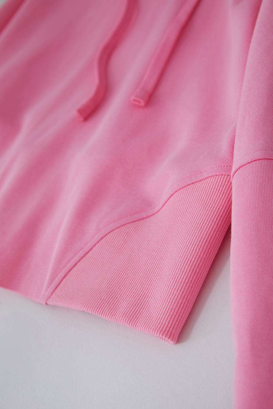 Hooded Embroidered Short Hoodie|AMII-AMII.com