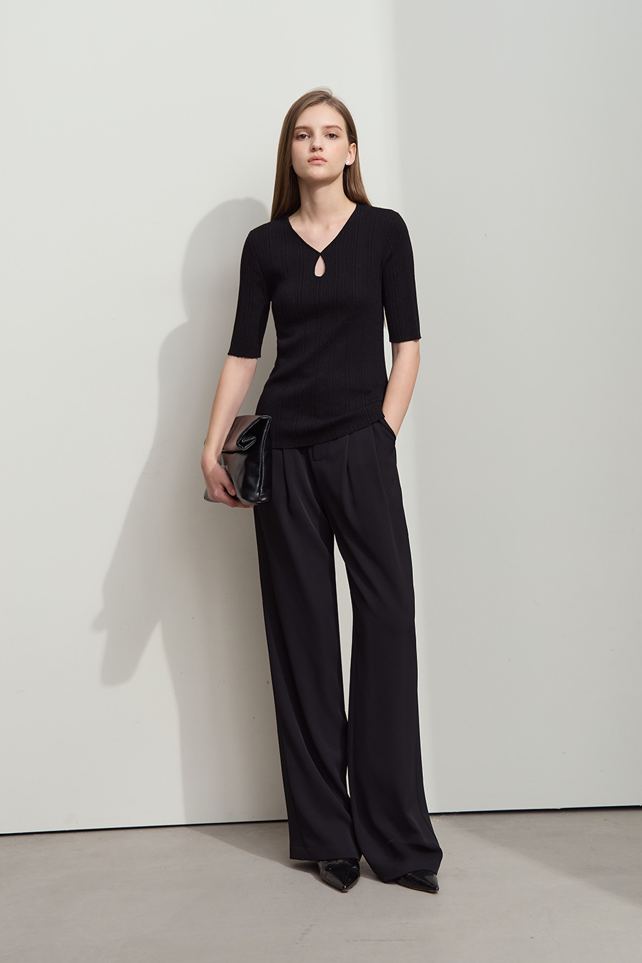 Droplet Neck Mid-sleeve Knit Top