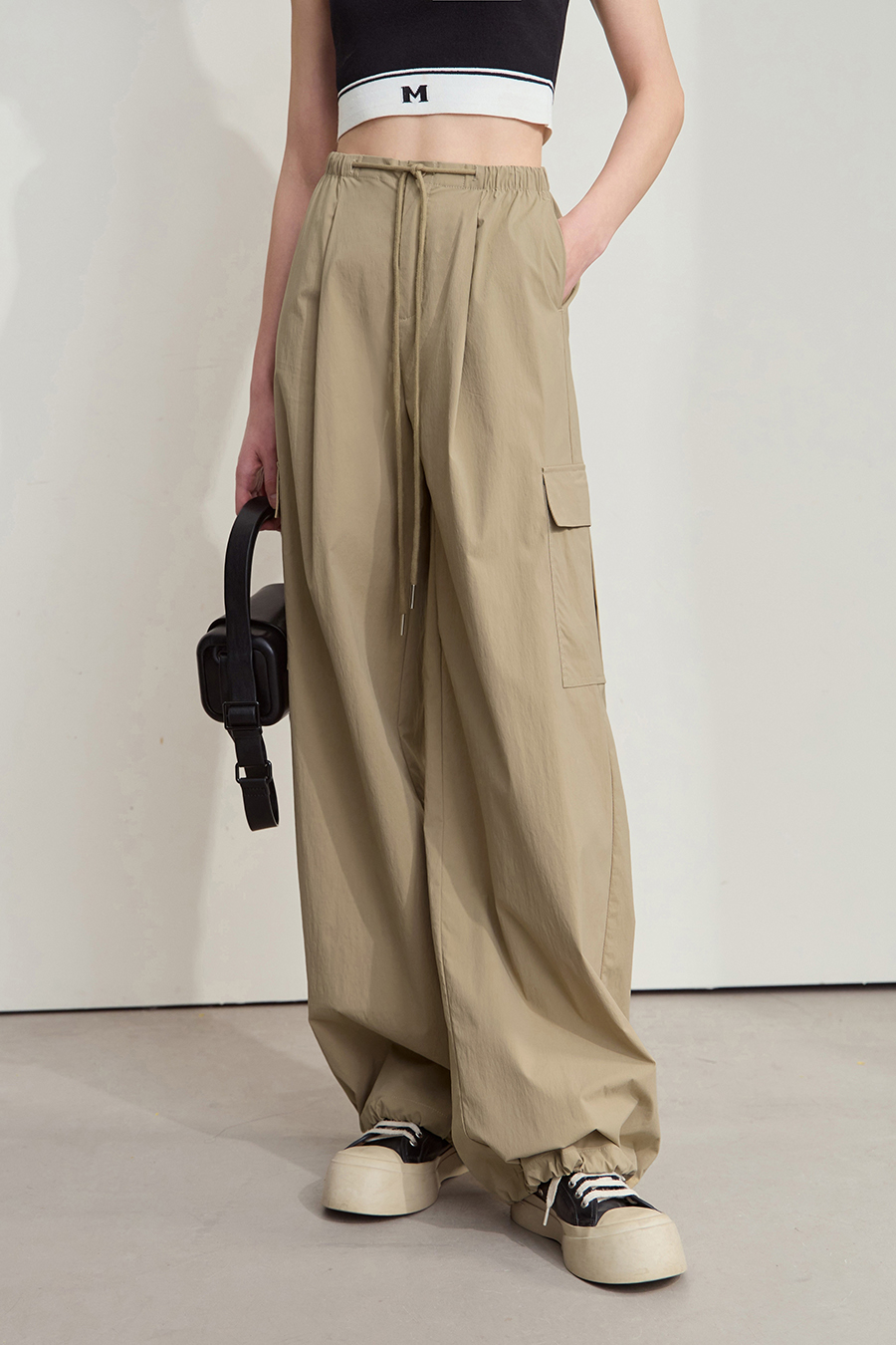 Workwear-style casual trousers|AMII