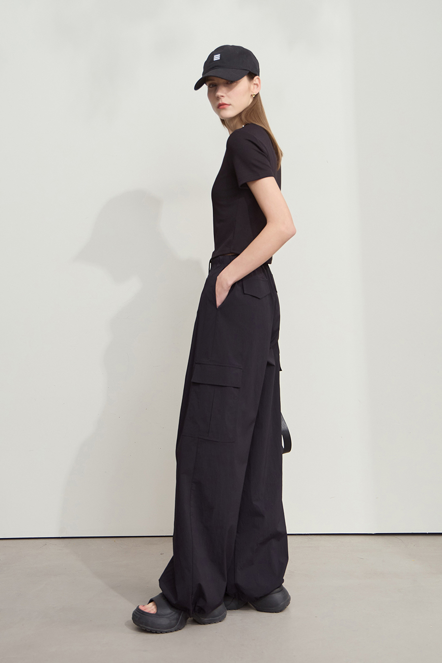 Workwear-style casual trousers|AMII