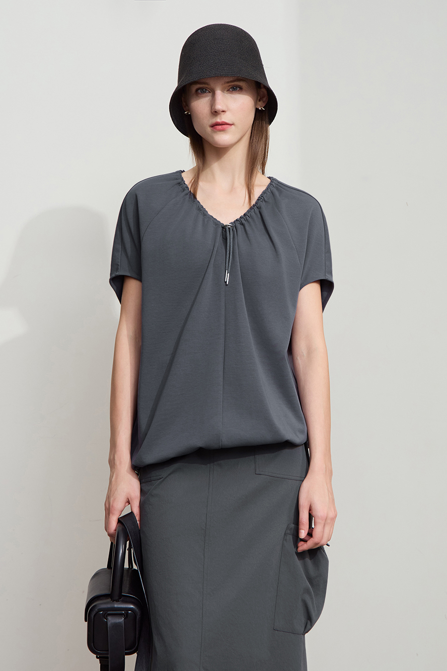 Loose Raglan Sleeve T-shirt