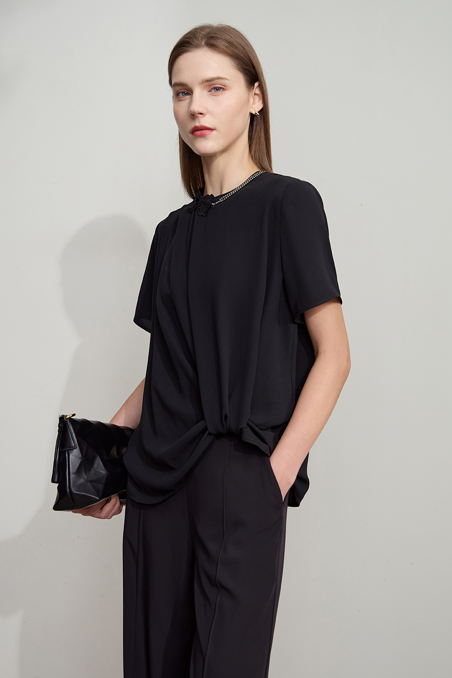 Removable Chain Chiffon Blouse