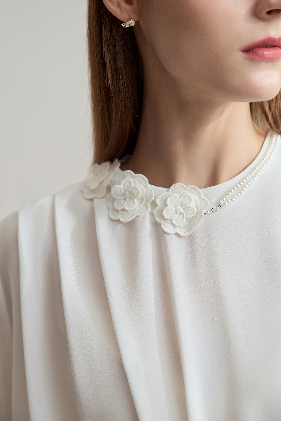 Removable Chain Chiffon Blouse