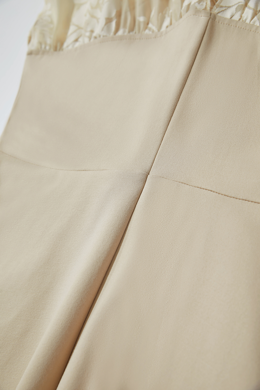 Waist-defined A-line dress|AMII