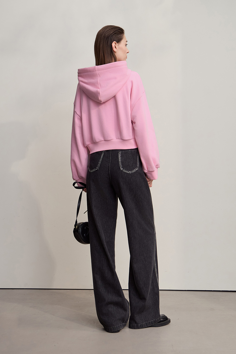 Letter Printed Cropped Sweatshirt