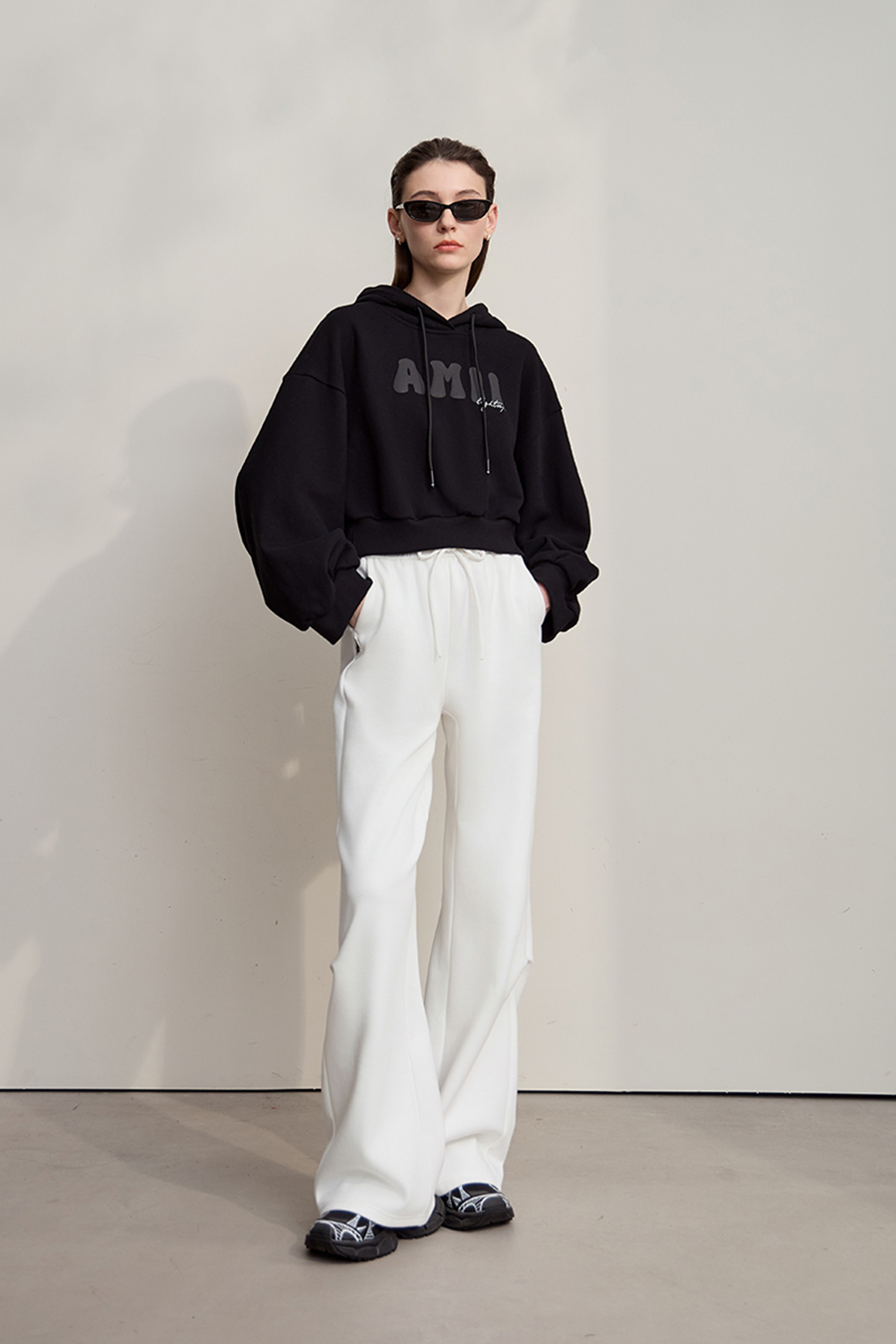 Letter Printed Cropped Sweatshirt