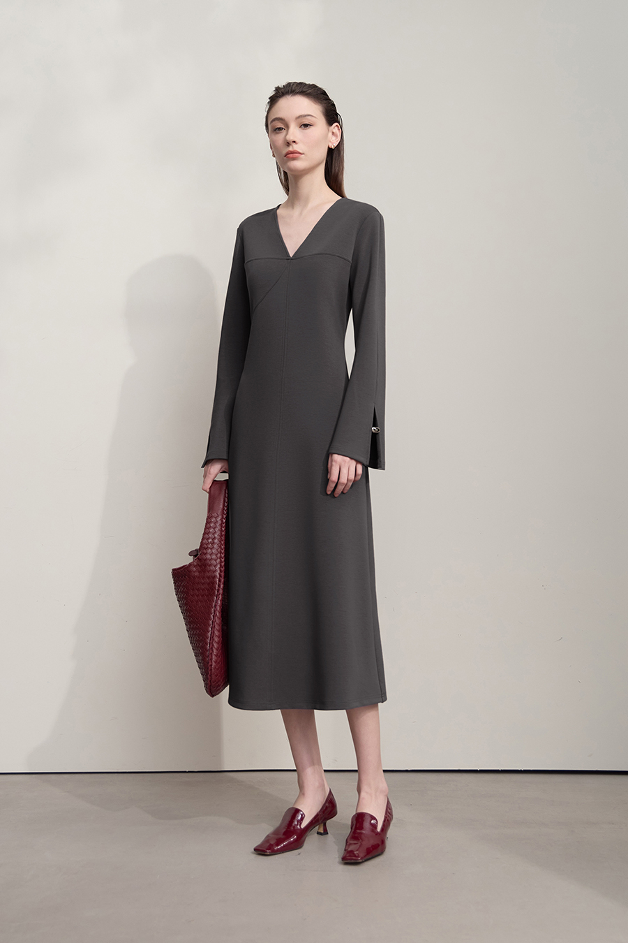 V - Neck Waist - cinching Dress|AMII-AMII.com