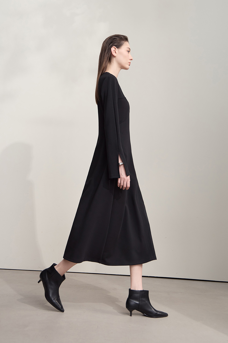 V - Neck Waist - cinching Dress|AMII-AMII.com