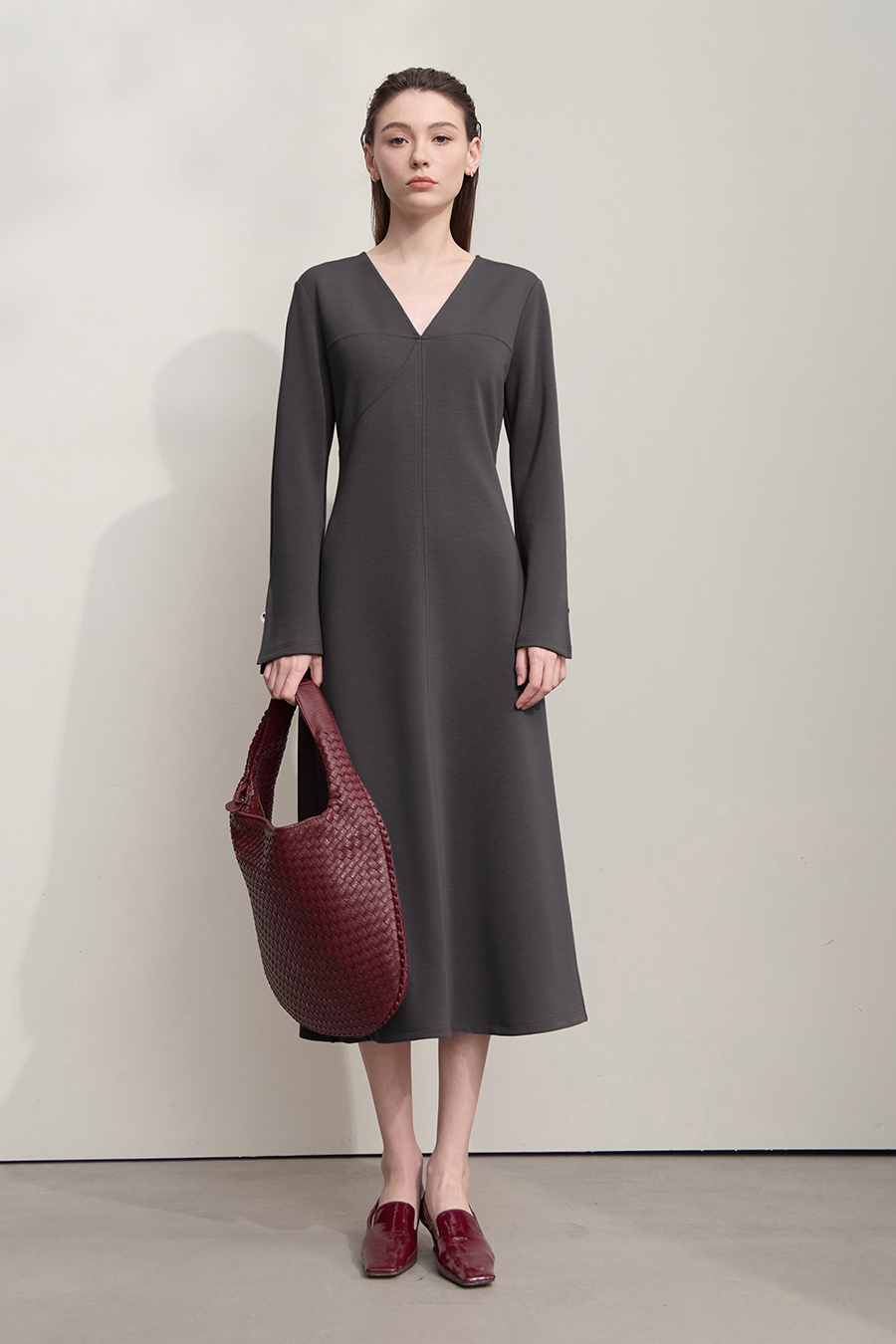 V - Neck Waist - cinching Dress|AMII-AMII.com