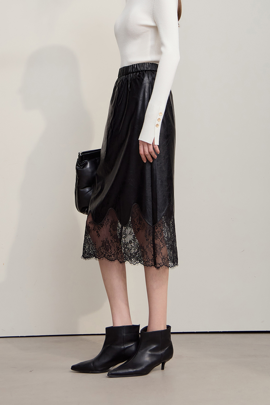 Leather Skirt with Lace Trim|AMII-AMII.com
