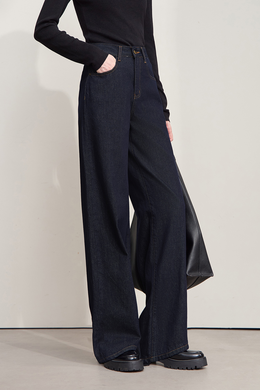 Embroidered Wide-leg Denim Trousers