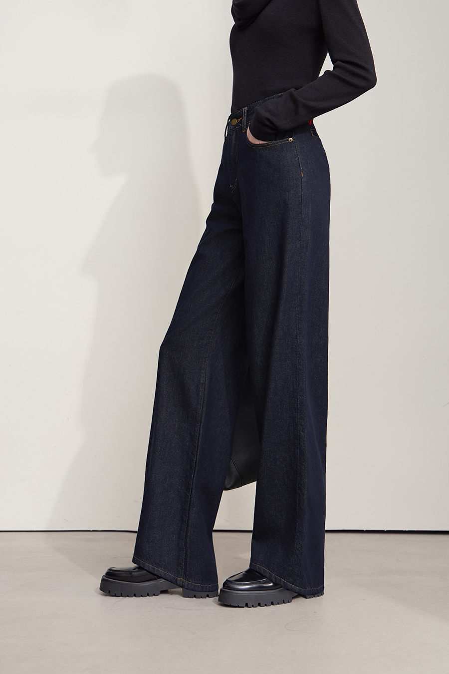 Embroidered Wide-leg Denim Trousers