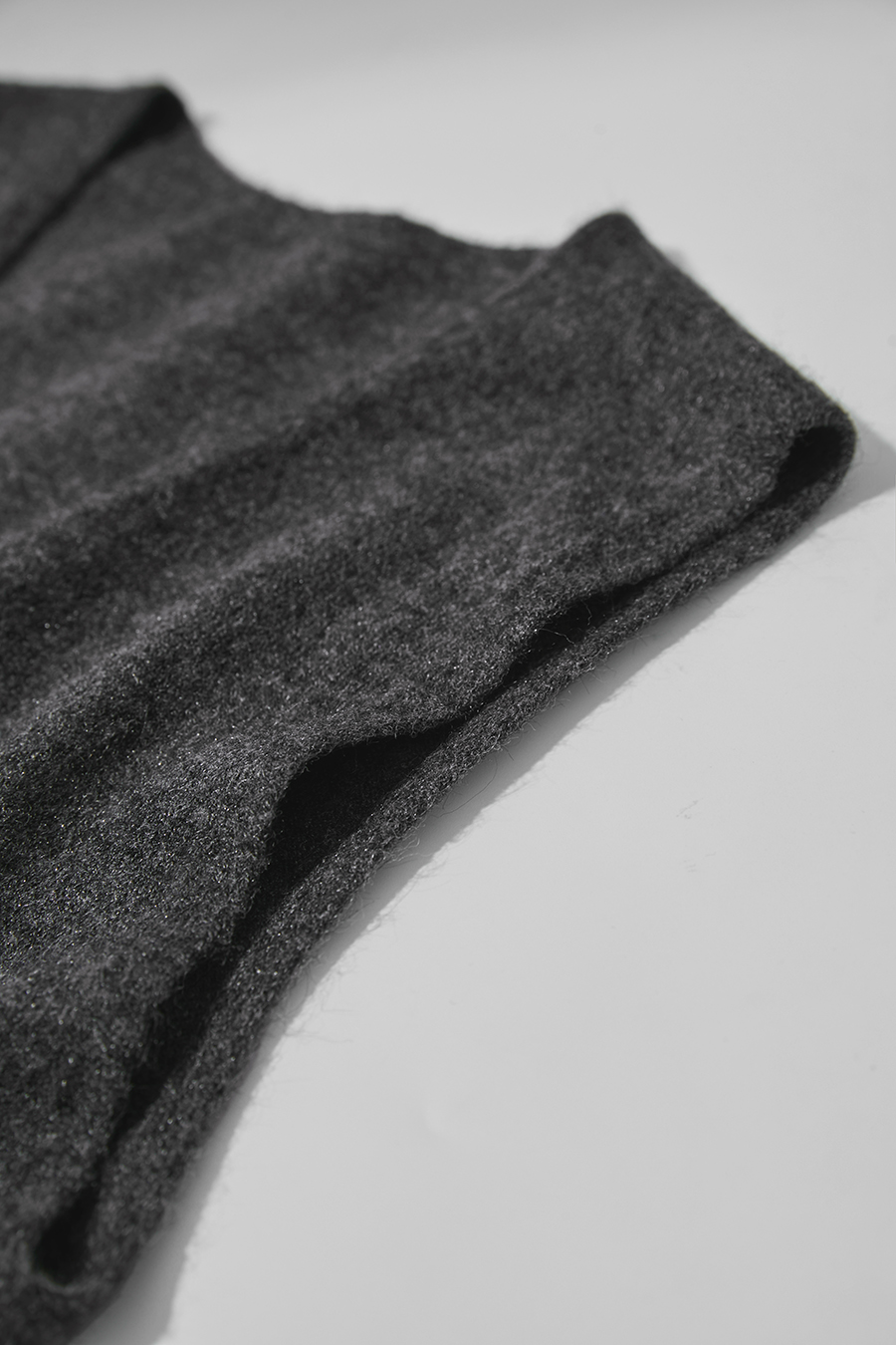 V-Neck Waist-Cinched Dress|AMII-AMII.com