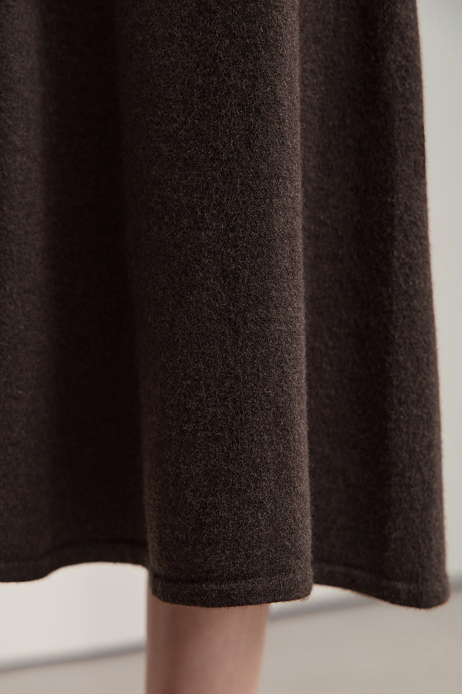 V-Neck Waist-Cinched Dress|AMII-AMII.com