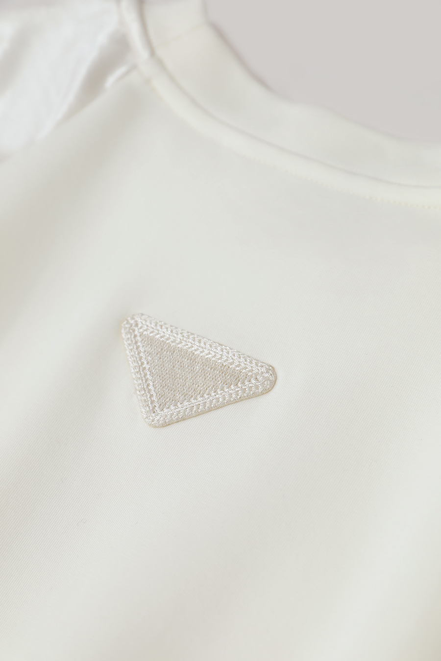 Air Layer Patchwork Satin Sweatshirt