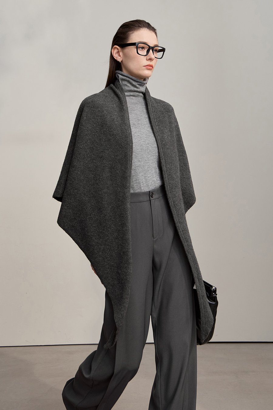 Versatile Triangle Shawl|AMII-AMII.com