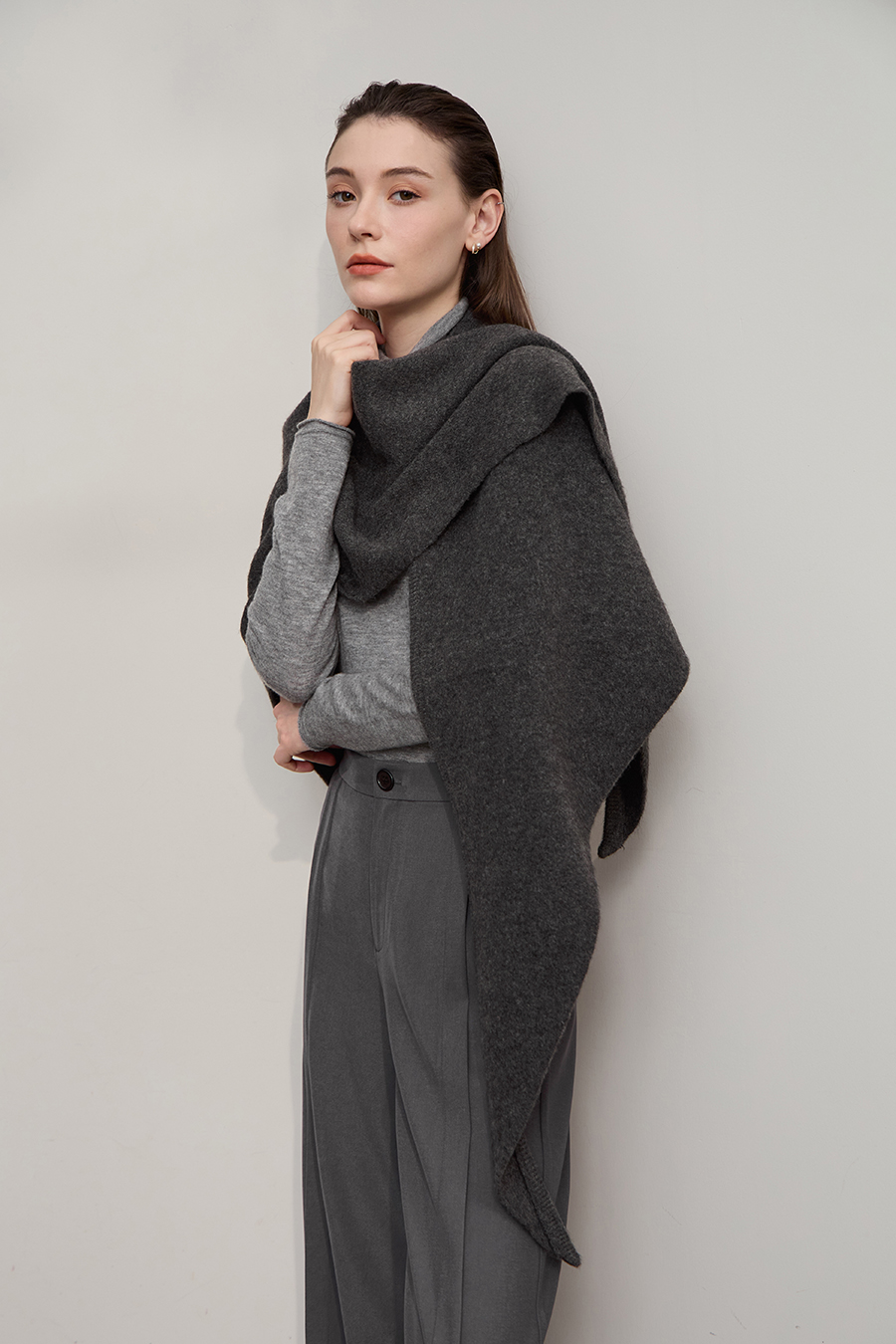 Versatile Triangle Shawl|AMII-AMII.com