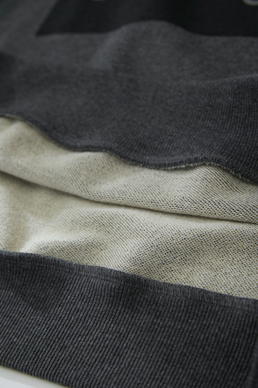 High Neck Letter Printed Sweatshirt|AMII-AMII.com