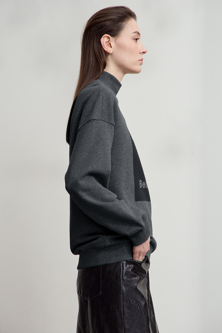 High Neck Letter Printed Sweatshirt|AMII-AMII.com