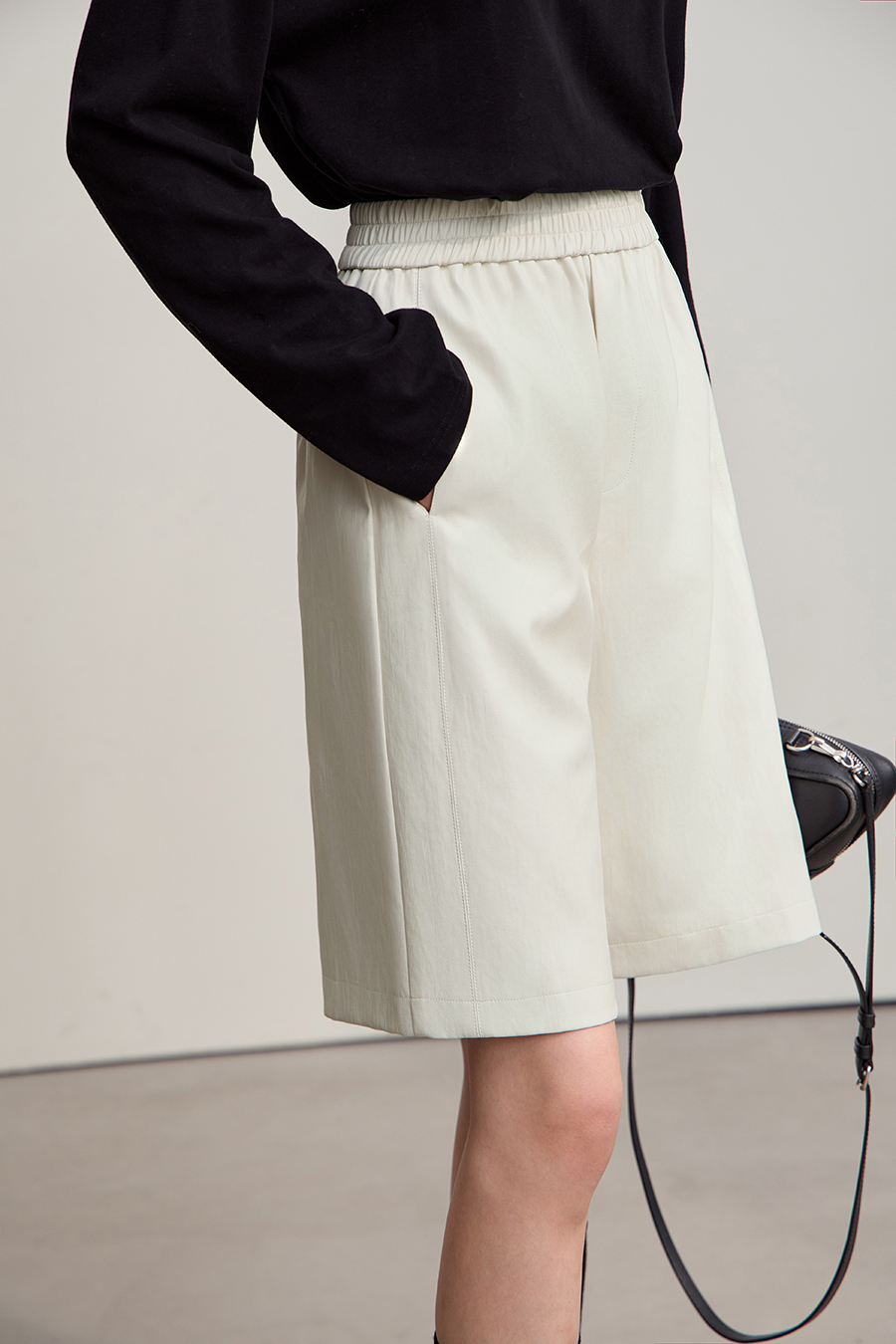 Eco - Leather Casual Shorts|AMII-AMII.com