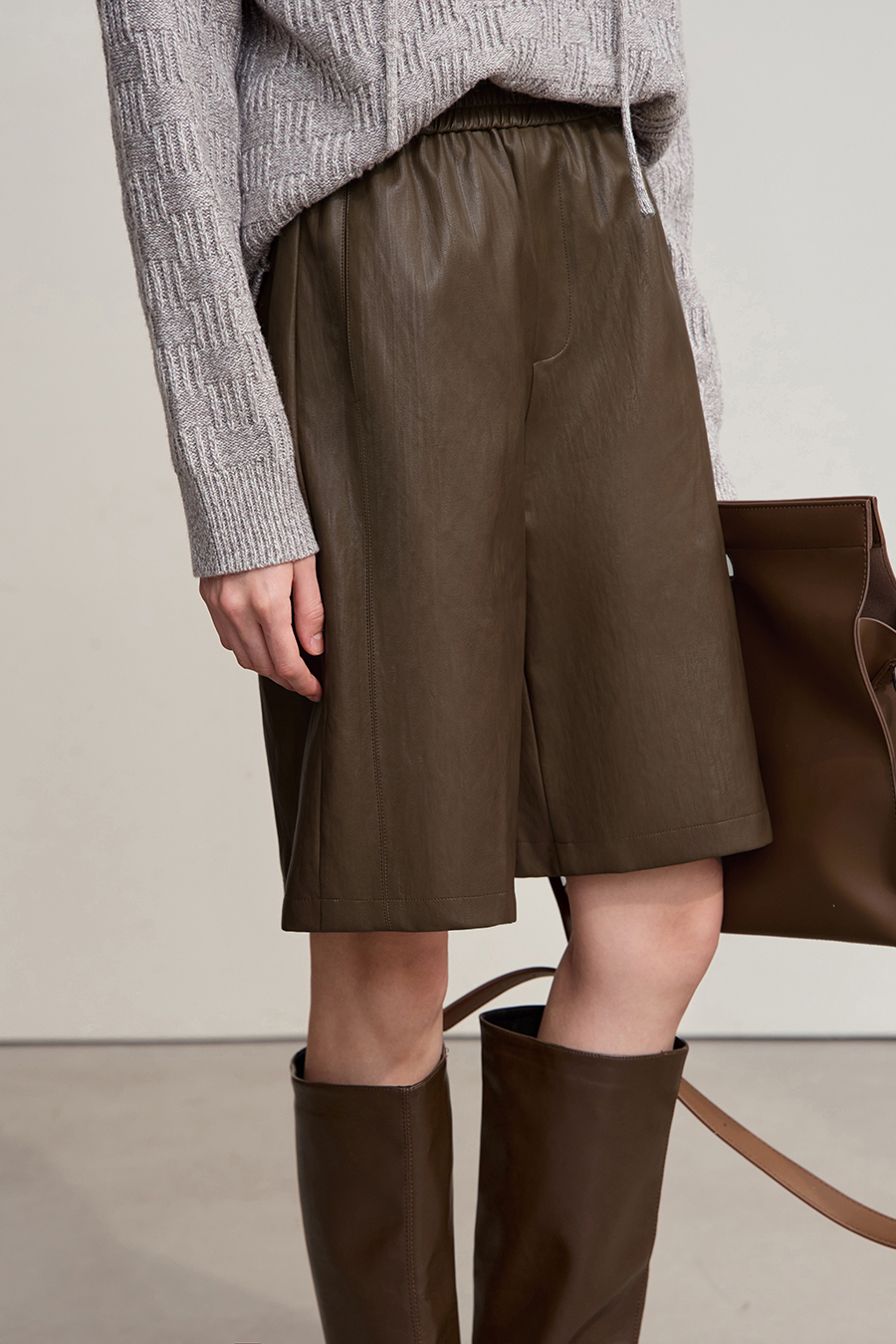 Eco - Leather Casual Shorts|AMII-AMII.com